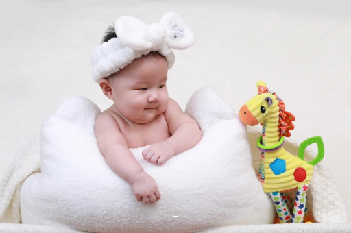 渑池宝宝几个月翻身